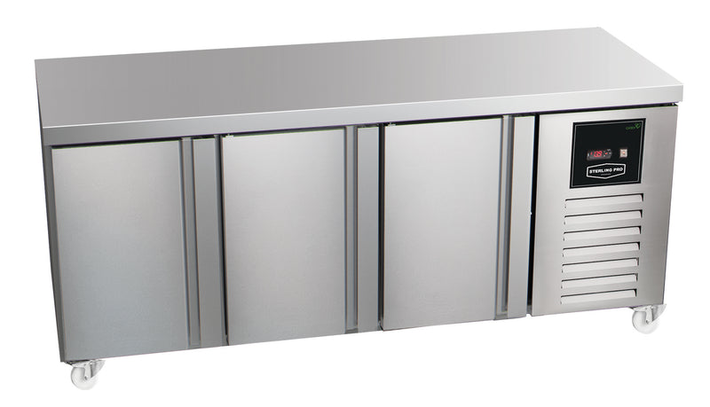 Sterling Pro Green SNI-7-180-30-NS 3 Door Counter Freezer Plain Top, 452 Litres