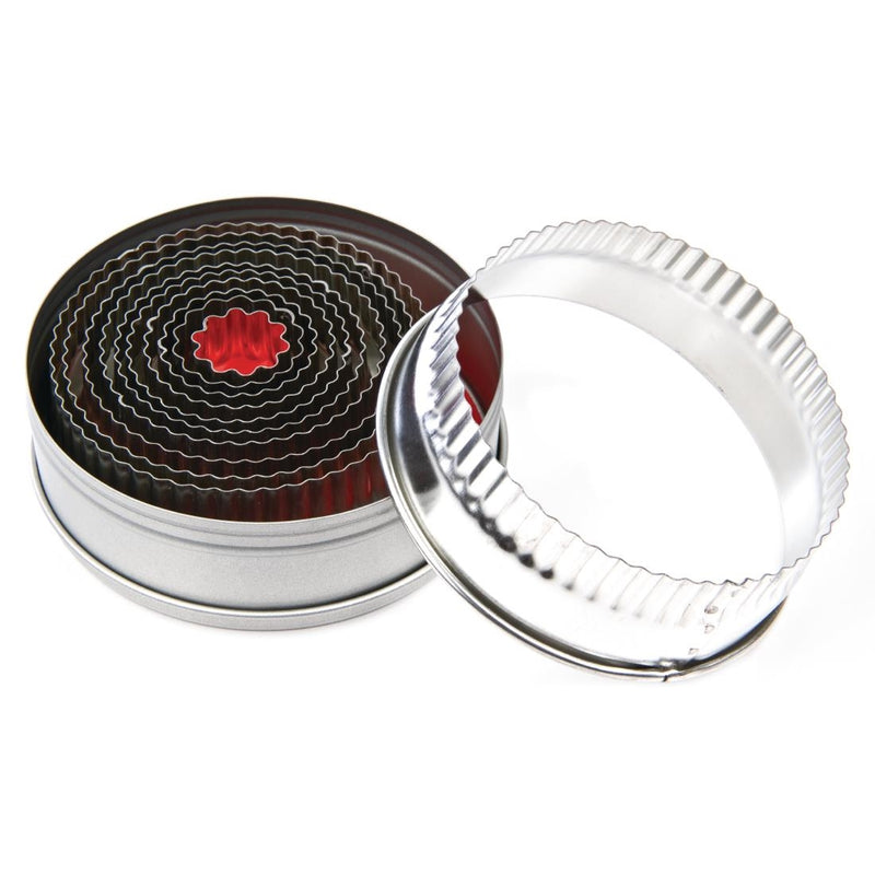 Vogue Round Fluted Pastry Cutter Set (11 Pack)
