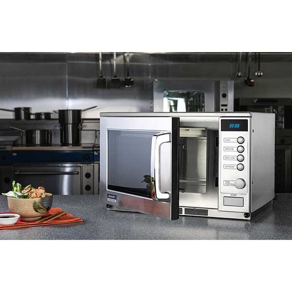 Sharp R23AM Commercial Microwave Oven, 1900W - view 2