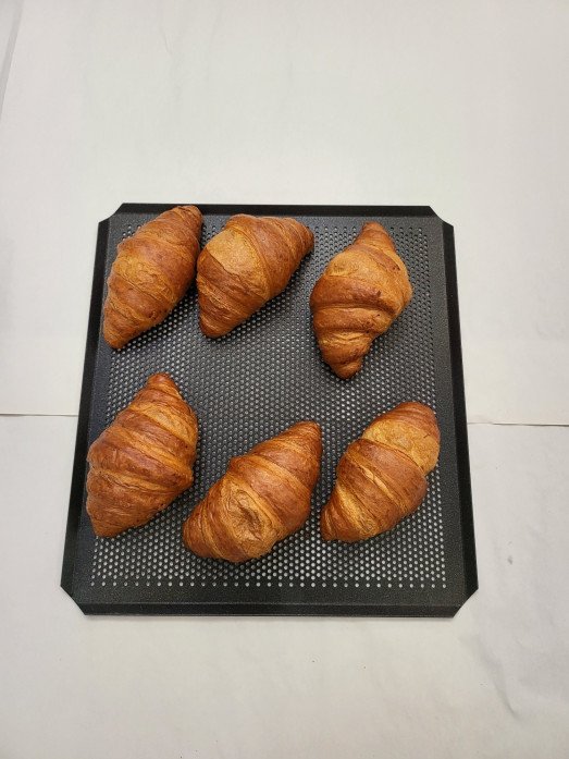 3733BBL-1 2/3gn Lotan coated non stick perforated bakery tray