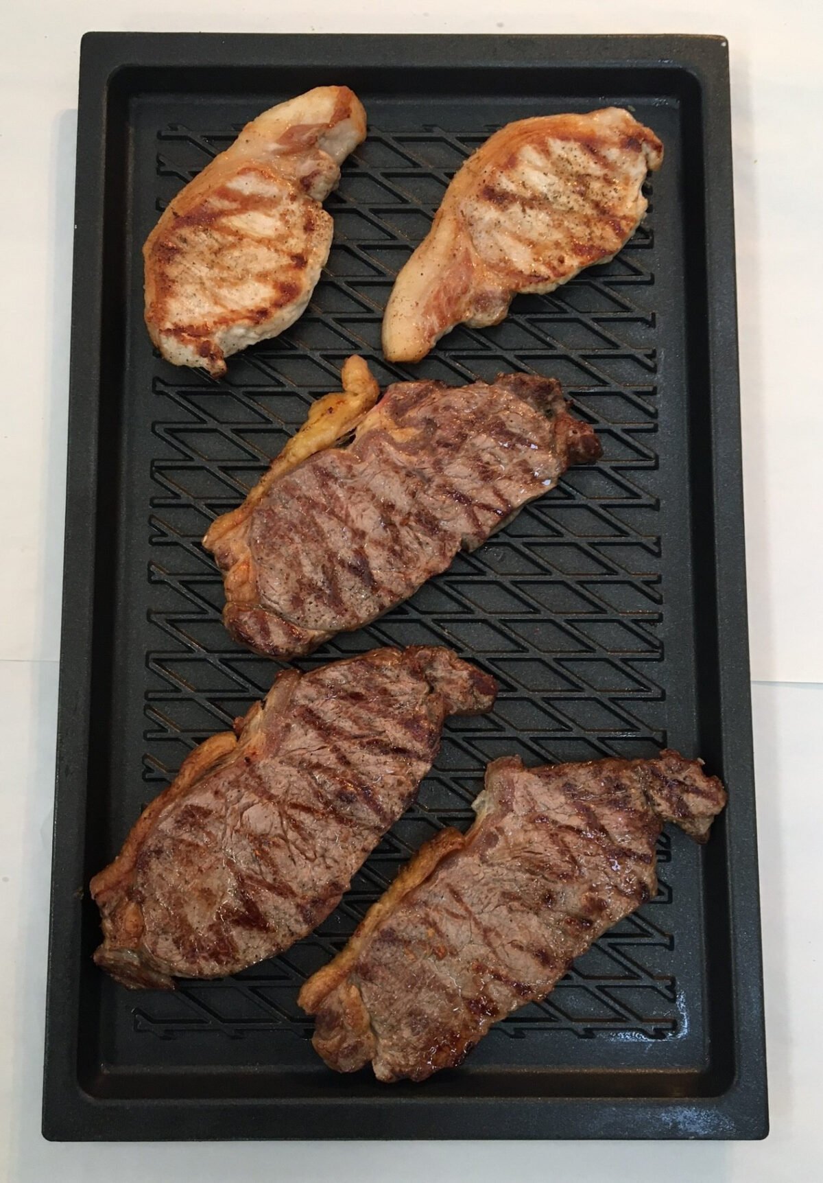 25333-BBQ - 1/1gn Lotan coated non stick Chargill grilling plate
