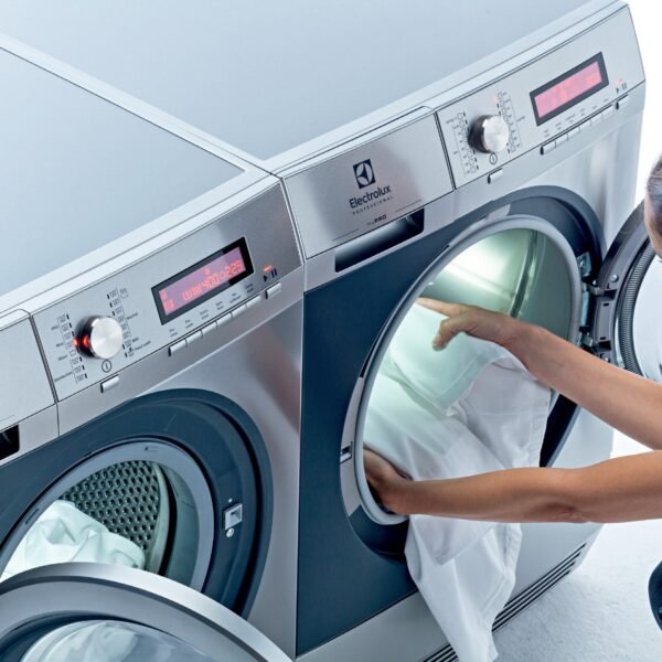 Electrolux Professional WE170V myPRO Smart Washer with Gravity Drain, 8kg - view 2