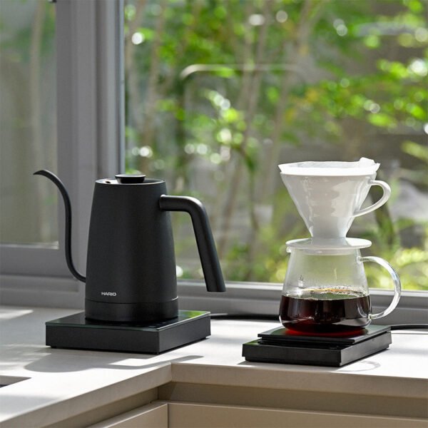 Hario Lyra Electric Coffee Drip Kettle (800ml) - Black - view 6