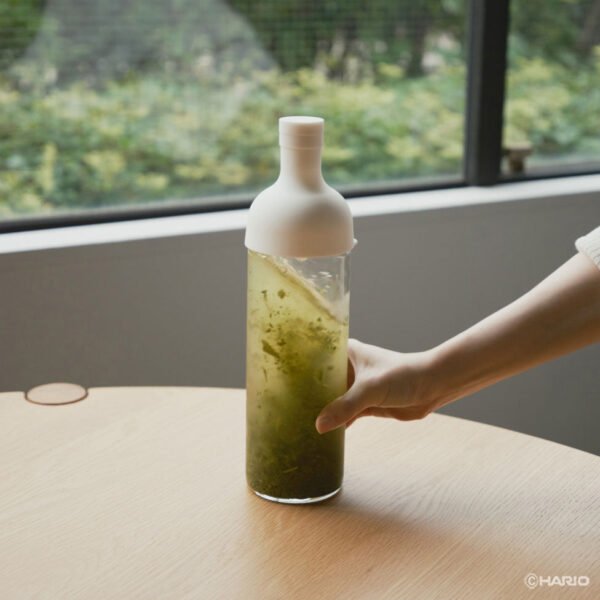 Hario Cold Brew Tea Filter Bottle (White) 750ml - Bundle of 12 - view 2