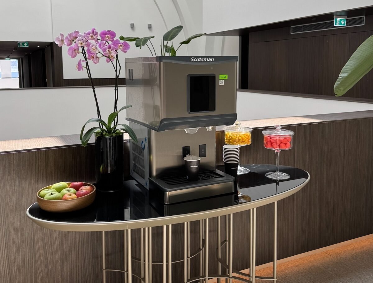 Scotsman DXN187 - Touch Free or Touch Ice/Water dispenser