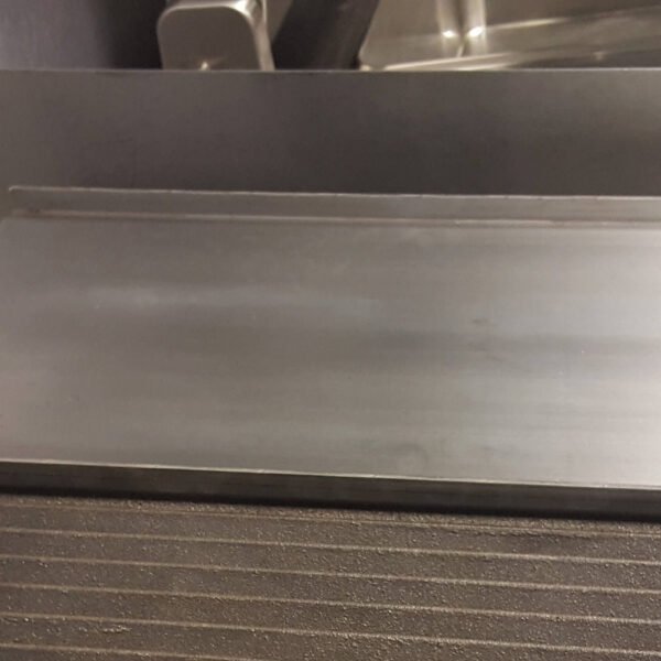 Hobart BCB600-1 Bonnet 600mm Gas Charbroiler, 14.8kW - view 2
