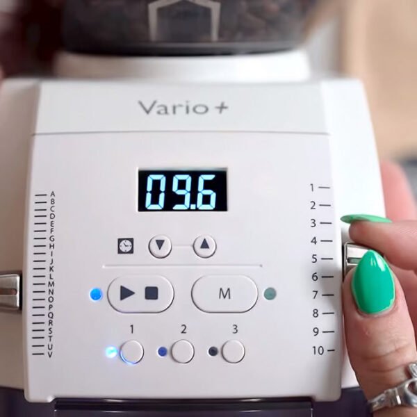 Baratza Vario W+ Coffee Grinder (White) - view 6