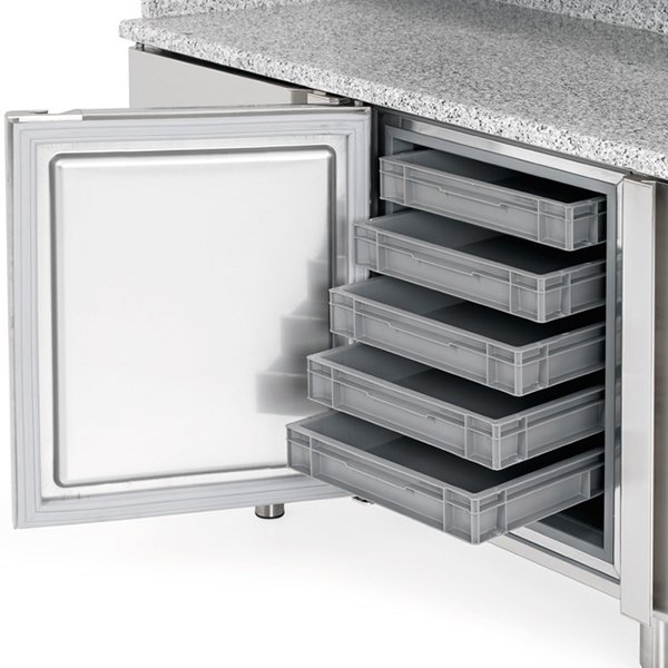 Triple Hinged Door Pizza Prep Counter - view 2