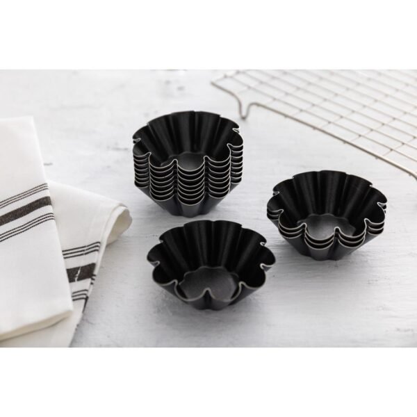 Matfer Bourgeat Non-Stick Mini Brioche Tin 75mm (12 Pack) - view 7