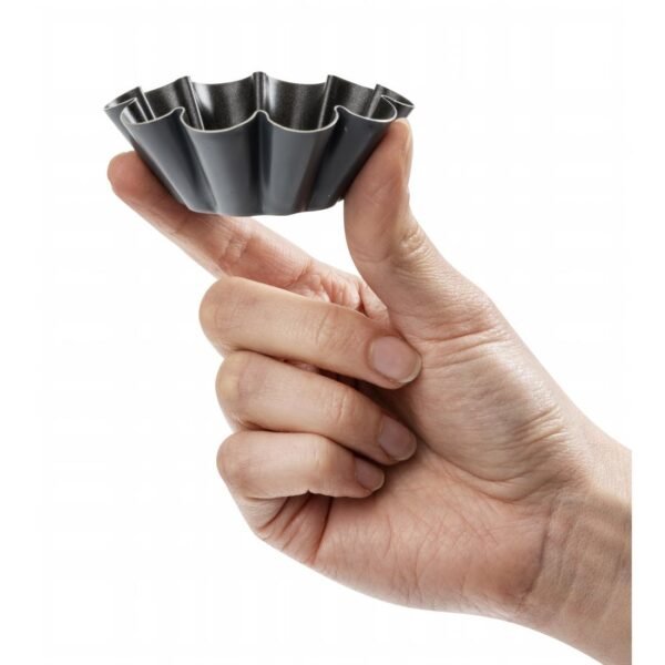 Matfer Bourgeat Non-Stick Mini Brioche Tin 75mm (12 Pack) - view 8