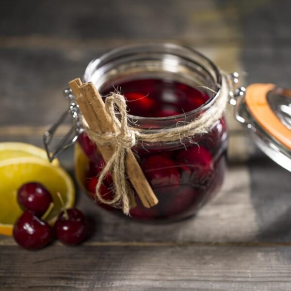 Kilner Clip Top Preserve Jar 500ml - view 2
