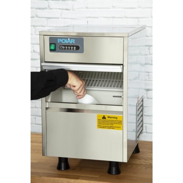 Polar G-Series Countertop Ice Machine 20kg Output - view 3